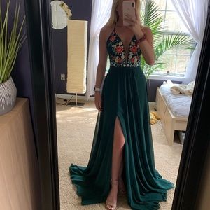 Faviana 2019 Prom Dress